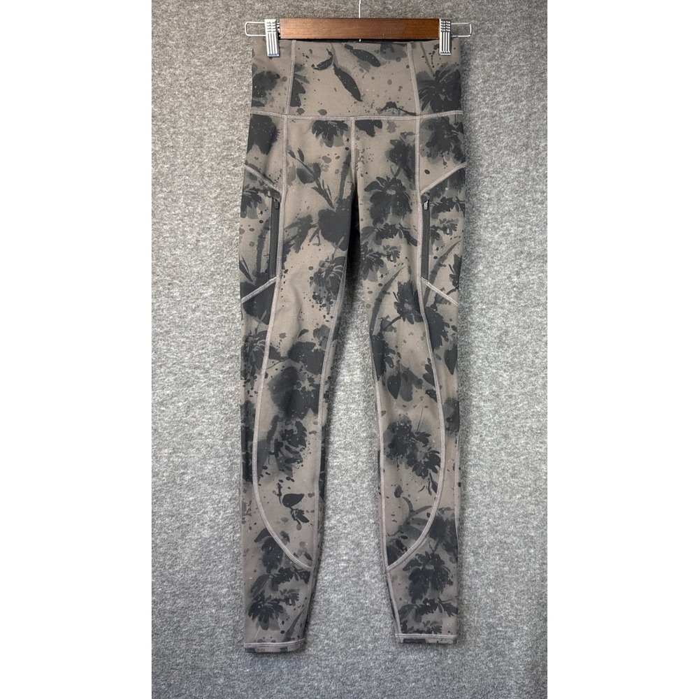Athleta Rainier Reflective Tight Floral Camo Leggings Size XXS Athleisure Travel